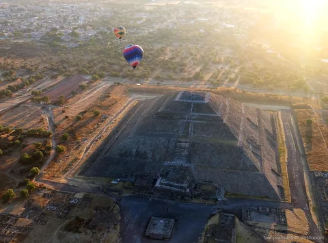 Private balloon basket before takeoff on the Teotihuacan flight